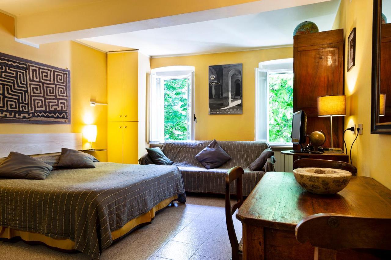 B&B Al Ducale And Apartments Parma Esterno foto
